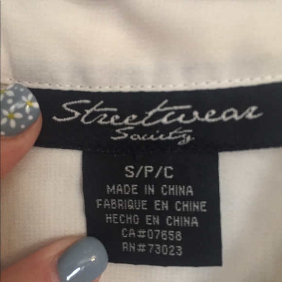 Cream button up tank. - Picture 2 of 2